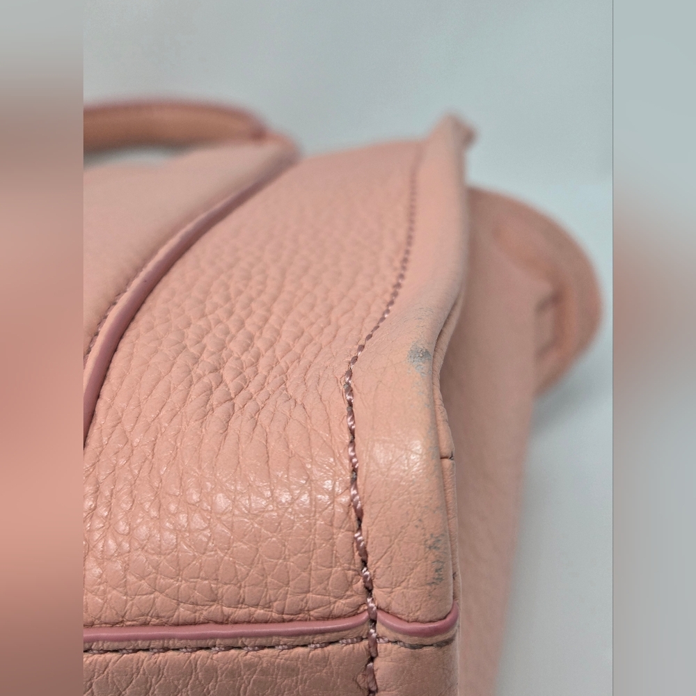 Marc Jacobs The Tote- Leather Small In Southern Peach with Gold Hardware - Picture 12 of 15